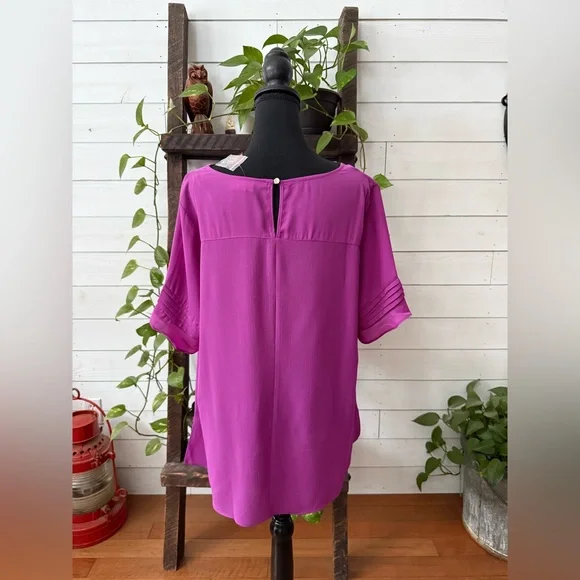 Avenue Vibrant Magenta Blouse - Picture 4 of 17